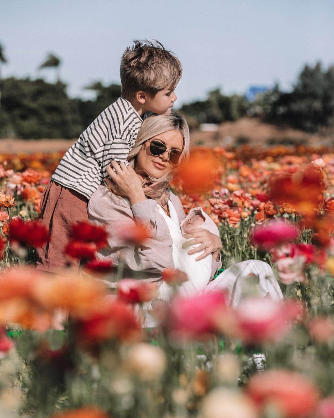 Amber Fillerup Clarkさんのインスタグラム写真 - (Amber Fillerup ClarkInstagram)「Almost time for Atticus to go to Kindergarten and my heart sank when they told us the hours of how long it is 😰 I can’t imagine him being gone all day and I’m gonna be wreck come August but going to be soaking up our long days with him now」3月17日 6時10分 - amberfillerup
