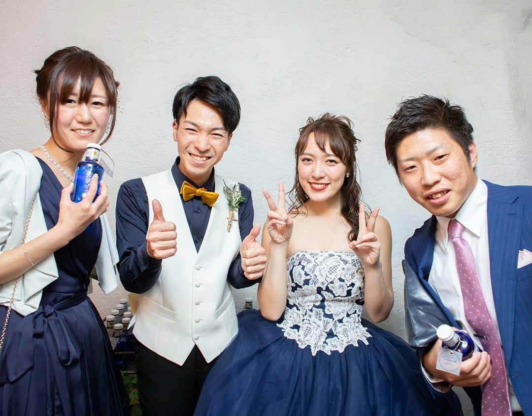 BARN&FOREST148さんのインスタグラム写真 - (BARN&FOREST148Instagram)「. ゲストの皆様と最高の1枚を！！ . . 映画のような、たった一つの感動 @barn_and_forest148  HPもしくはお電話にて お気軽にお問い合わせください♬*゜ . #barnandforest148 #148cafe #barn #148花嫁 #バーンアンドフォレスト #バーンアンドフォレスト148 #レストランウェディング #流山 #流山おおたかの森 #千葉花嫁 #結婚式写真 #結婚式場 #結婚式レポ #プレ花嫁 #卒花嫁 #緑のある結婚式場 #ガーデンのある結婚式場 #日本中のプレ花嫁さんと繋がりたい #全国のプレ花嫁さんと繋がりたい #こだわりのウェディング #自然 #2019春婚 #2019夏婚 #2019秋婚  #最高の写真」3月17日 12時01分 - barn_and_forest148