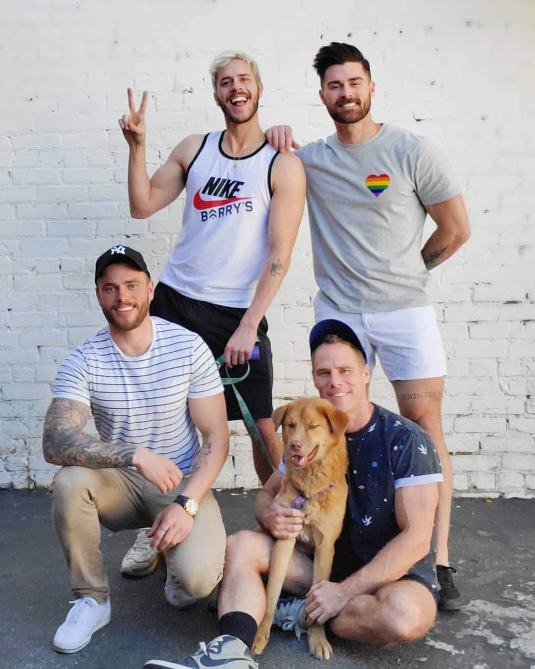 ガス・ケンワージーのインスタグラム：「Join us for an evening of fun and fundraising! The four of us are throwing a party to raise money for our @aidslifecycle team and every dollar will be used to fight HIV/ AIDS. If you want to hang out with us and help our cause then get your ass to @beachesweho this Tuesday from 7pm - 10pm! There will be games, performances, and a raffle for amazing prizes such as: skis from @atomicski; @smithoptics' goggles, glasses and cycling helmets; tickets to see @mwilkas's hysterical play "Born to Win"; a cameo in @jakewil's next music video; and a haircut by @kylekrieger! There will also be a raffle to win a kiss (if anybody wants one 🤪😘). The suggested donation is $30 at the door which will get you one raffle ticket and additional raffle tickets will be available for purchase inside (3 for $10). If you're in LA please come and show your support - it's all for charity and we promise it'll be a blast!  See you soon! 🌈🙏🏼❤️🚴🏼‍♂️」