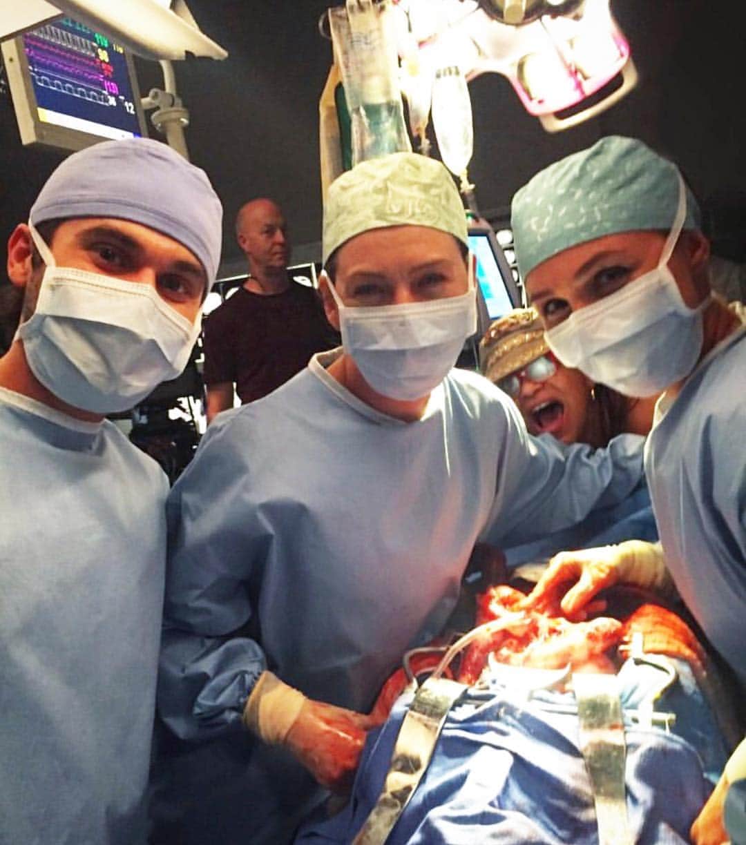 Grey's Anatomyさんのインスタグラム写真 - (Grey's AnatomyInstagram)「OR All ⭐️s #GreysAnatomy | 📷: @jake.borelli」3月17日 7時08分 - greysabc