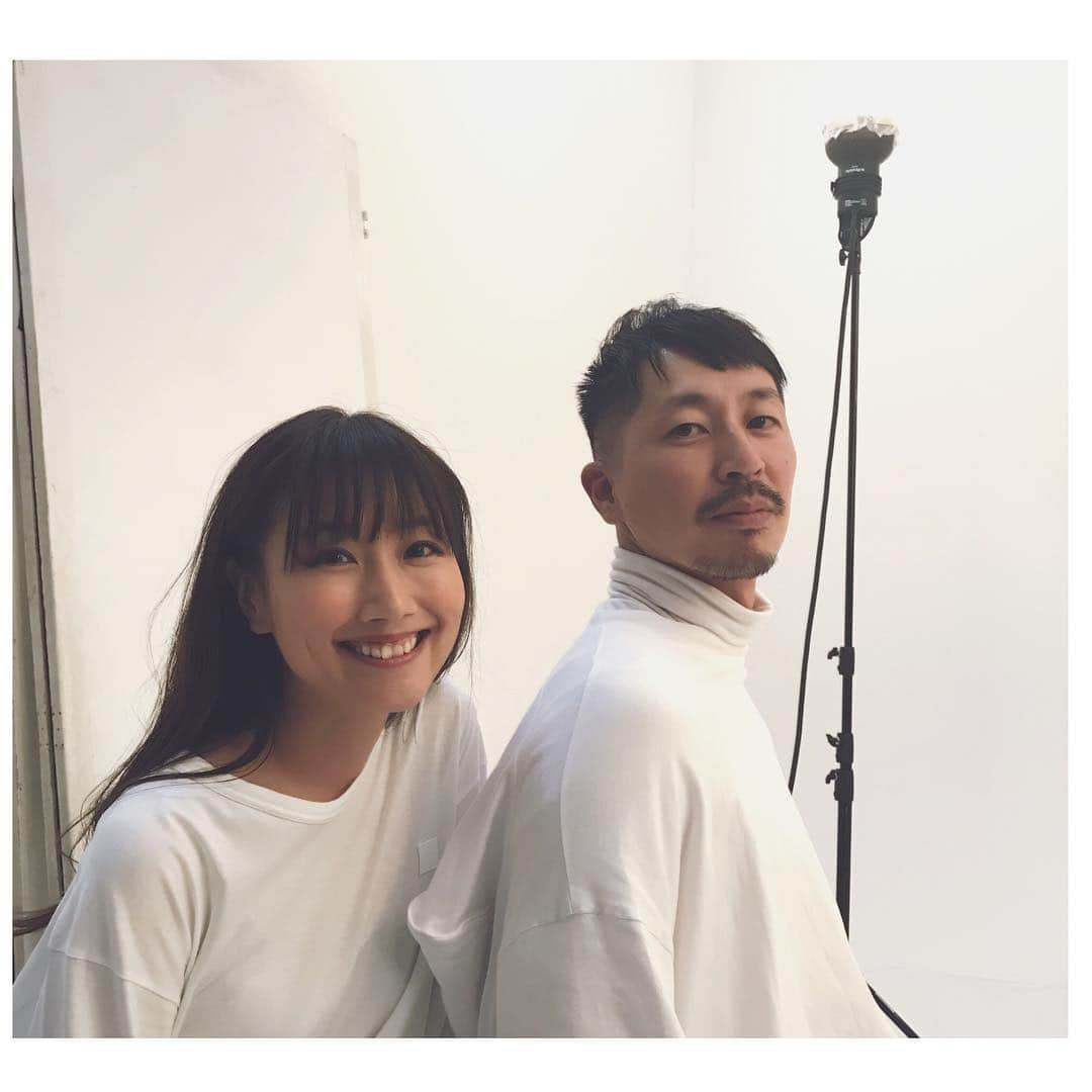 大塚愛さんのインスタグラム写真 - (大塚愛Instagram)「すっかり忘れてたけど、 １月に出た「愛 am BEST,too」の 写真を撮ってくれた善治くんは、同い年。 最近、仕事場で同い年の方に会うのが増えた嬉しさ。  カットソーはAcne Studios  AIO　#new #album #i #愛 #am #best #too #music #portrait  #photographer  #zenharutanakamaru  #82年系 #level36 #fashion  #acnestudios」3月17日 7時30分 - aiotsuka_official