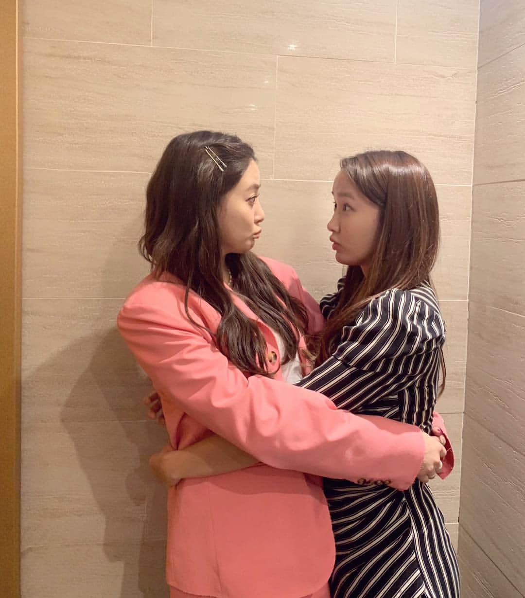 ジュヨン さんのインスタグラム写真 - (ジュヨン Instagram)「제목 : 첫눈에 반하다」3月17日 8時45分 - jupppal