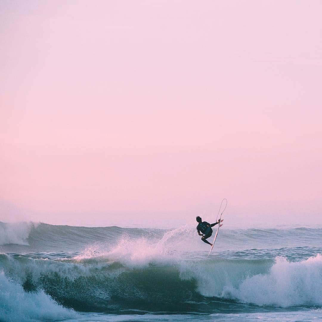 ジュリアン・ウィルソンさんのインスタグラム写真 - (ジュリアン・ウィルソンInstagram)「Hossegor 2018. 📷 @roger_pla」3月17日 8時38分 - julian_wilson