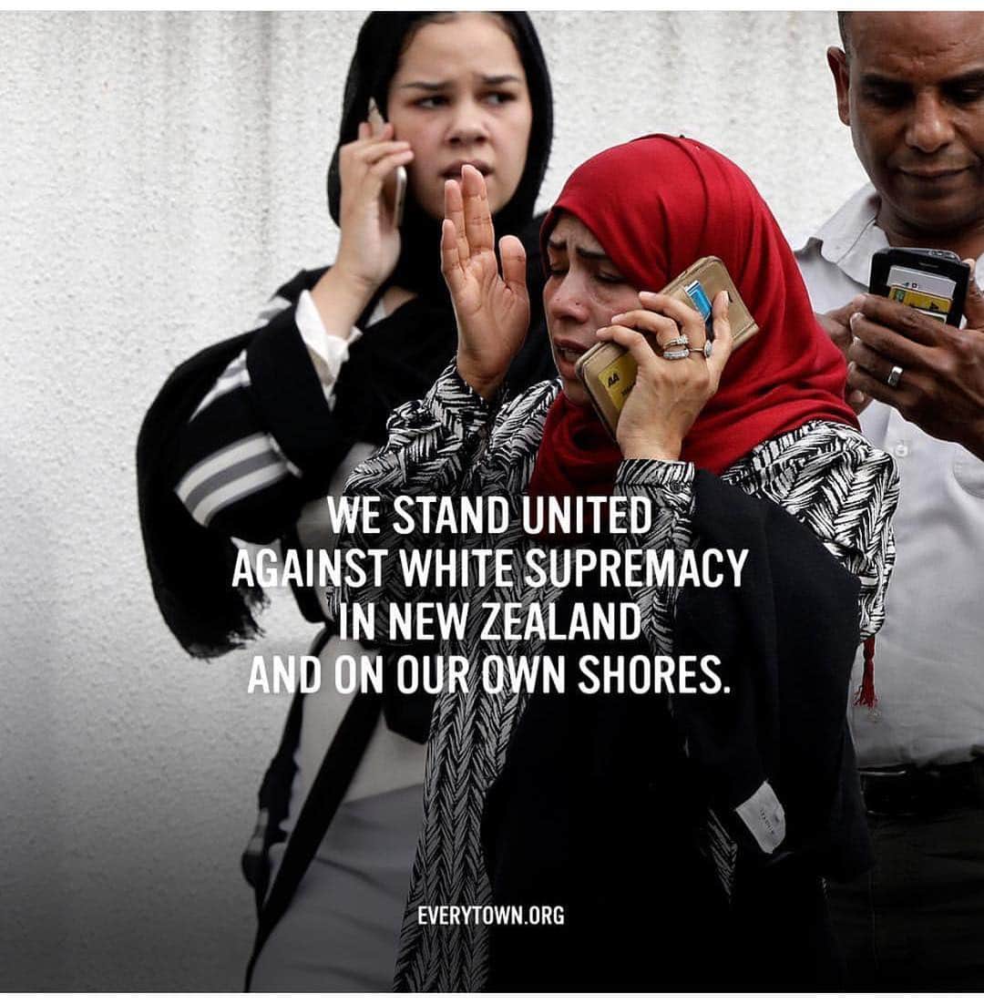 コビー・スマルダーズのインスタグラム：「Sending love to the families of those effected. This is horrible and should not be tolerated.」