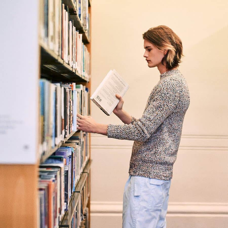 ストラスブルゴさんのインスタグラム写真 - (ストラスブルゴInstagram)「STRASBURGO SPRING/SUMMER 2019 MEN'S  Knit: #ROBERTOCOLLINA Pants: #MAISONFLANEUR Shoes: #REPRODUCTIONOFFOUND  @strasburgomens @maisonflaneur_official @robertocollina #strasburgo #strasburgomens #seasoncatalogue #spring #summer #2019 #strasburgoquality #apparel #fashion #mensfashion #gentleman #selectshop #menswear #ストラスブルゴ #ファッション #セレクトショップ #メンズファッション #シーズンカタログ #春夏 #2019春夏 #ニット #メゾンフラネール」3月17日 9時58分 - strasburgo_mens_official