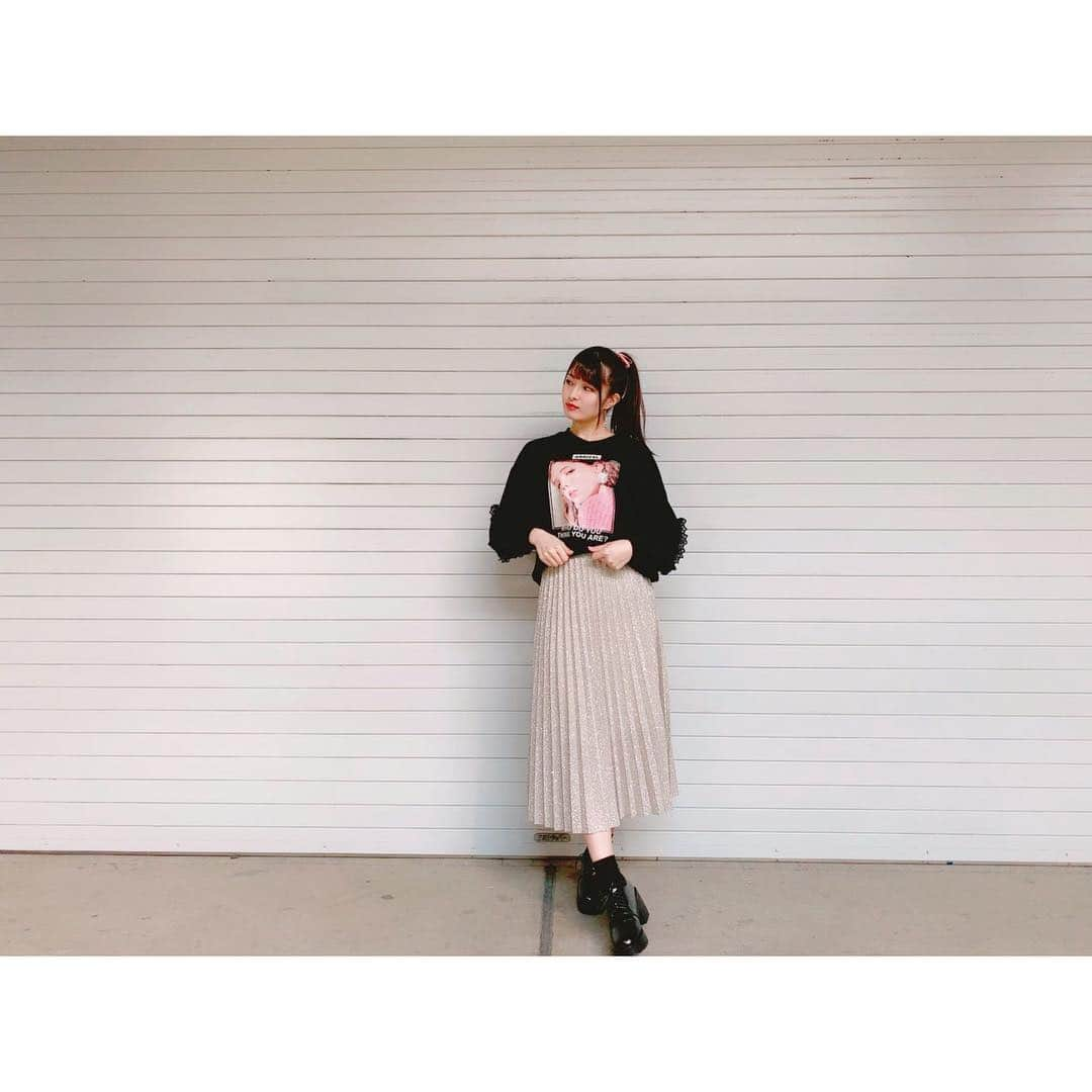 行天優莉奈さんのインスタグラム写真 - (行天優莉奈Instagram)「握手会ありがとうございました😊❤️ なかなか珍しいファッション？！ #トレーナー女子」3月17日 21時15分 - yurina.0314