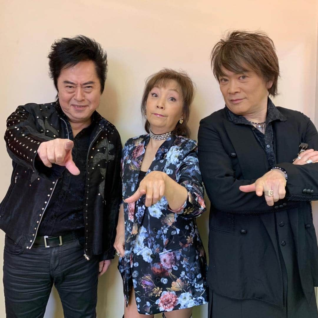 水木一郎さんのインスタグラム写真 - (水木一郎Instagram)「アニソンBIG3スーパーライブin館林市無事に終了しました。 とても楽しい2時間30分でした。お遊びコーナーでは館林市のゆるキャラでタヌキのぽんちゃんも登場。来てくださったみなさんありがとうございました。 #アニソンbig3スーパーライブ  #館林市文化会館大ホール  #堀江美都子  #影山ヒロノブ  #たぬきのぽんちゃん  #水木一郎 #ichiromizuki」3月17日 19時58分 - ichiromizuki