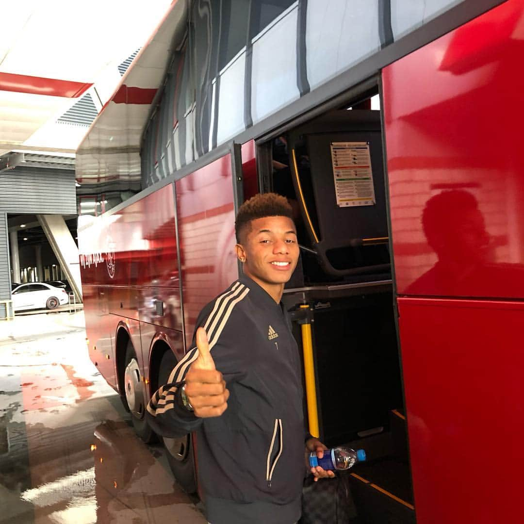 アヤックス・アムステルダムさんのインスタグラム写真 - (アヤックス・アムステルダムInstagram)「🚨WARNING! @davidneres is in the mood... 😏👍 #azaja」3月17日 20時32分 - afcajax