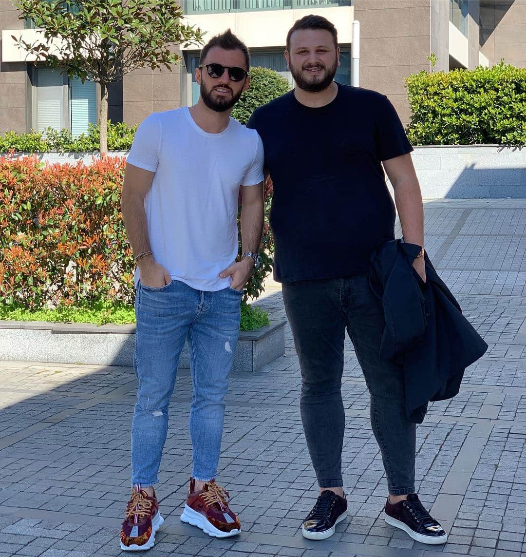 エムレ・チョラクのインスタグラム：「Batuşum candır be @batu_bk」