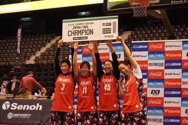 矢野良子のインスタグラム：「3x3EXE tournament 🏆Champion🏆  #3x3exe#3x3exetournament  #世界への切符をつかめ  #世界への切符を掴んだ #rexakt優勝🏆🙌 #champion #チームばばぁ #IGNIS #stance #aktr  #basketball  #全ては2020年の為に  国内でのチャンスを与えてくれないなら、自分達の手で世界を勝ち取る！！」
