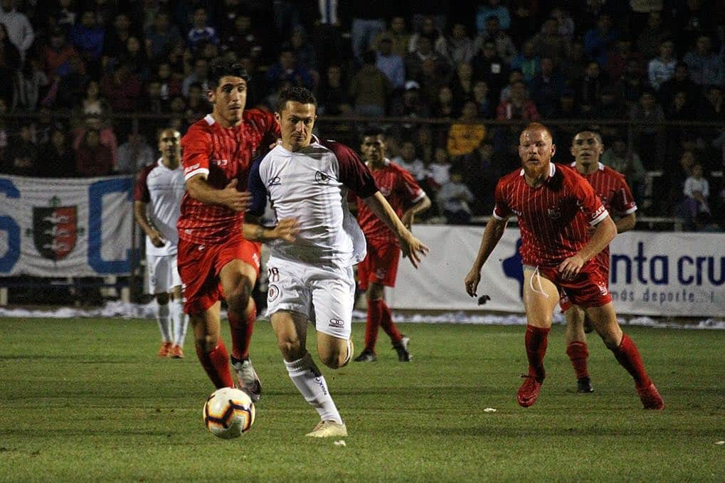 サッカー チリ代表チームさんのインスタグラム写真 - (サッカー チリ代表チームInstagram)「En el estadio Joaquín Muñoz García 🏟, @deportessantacruz venció a @unionsanfelipesadp por 2-0 en la #Fecha5 de la #PrimeraB🏆 📸Fotografía: José Manuel Vera / Colaborador Comunicaciones ANFP」3月17日 20時59分 - campeonatochi