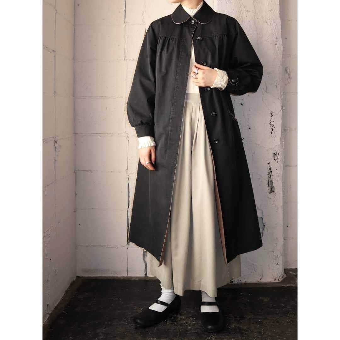 吉祥寺 古着屋 Orfeoのインスタグラム：「Vintage Round Collar Coat  #Orfeo #Kichijoji #Tokyo #vintage #used #fashion #coodinate #outfits  掲載商品のお問い合わせはメールにて承っております。コメント、DMでのお問い合わせは受け付けておりませんのでご了承ください。」