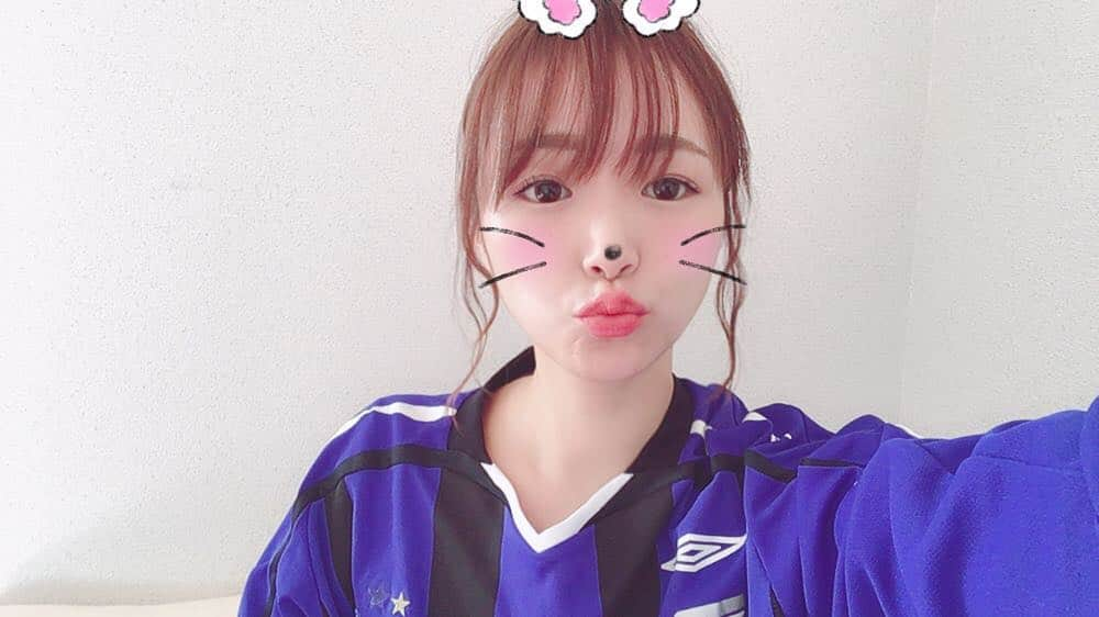 上妻未来さんのインスタグラム写真 - (上妻未来Instagram)「ガンバれ！！ #⚽️ #ガンバ大阪 #川崎フロンターレ #jリーグ」3月17日 12時26分 - kozuma.m