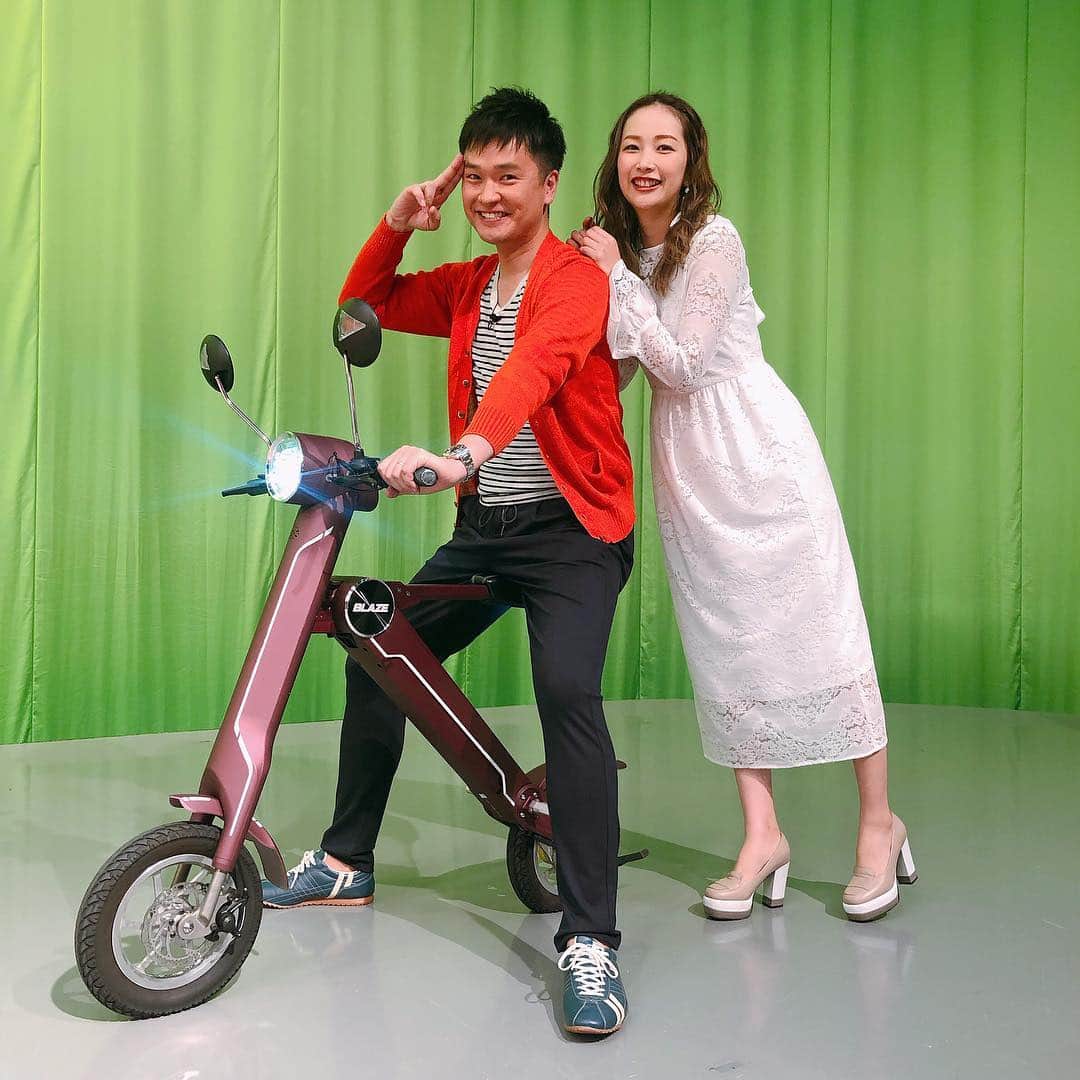 中上真亜子さんのインスタグラム写真 - (中上真亜子Instagram)「今日はね、15:24から北九州の魅力を存分にお伝えしたい特番RKB#ふわタビ のオンエアだよっ🥰小雪さんとお届けします🍺こないだお伺いした#あさ海 さんにもこの時に出会ったんだ🍣  そしてこのあと12:57〜今日感テレビ日曜版生放送だよ🛵3枚目にもあるように今日もステキなモノや場所が出て来るよー🛵❣️ #いや挙式当日に逃げ出す花嫁感」3月17日 12時45分 - maako_nakagami