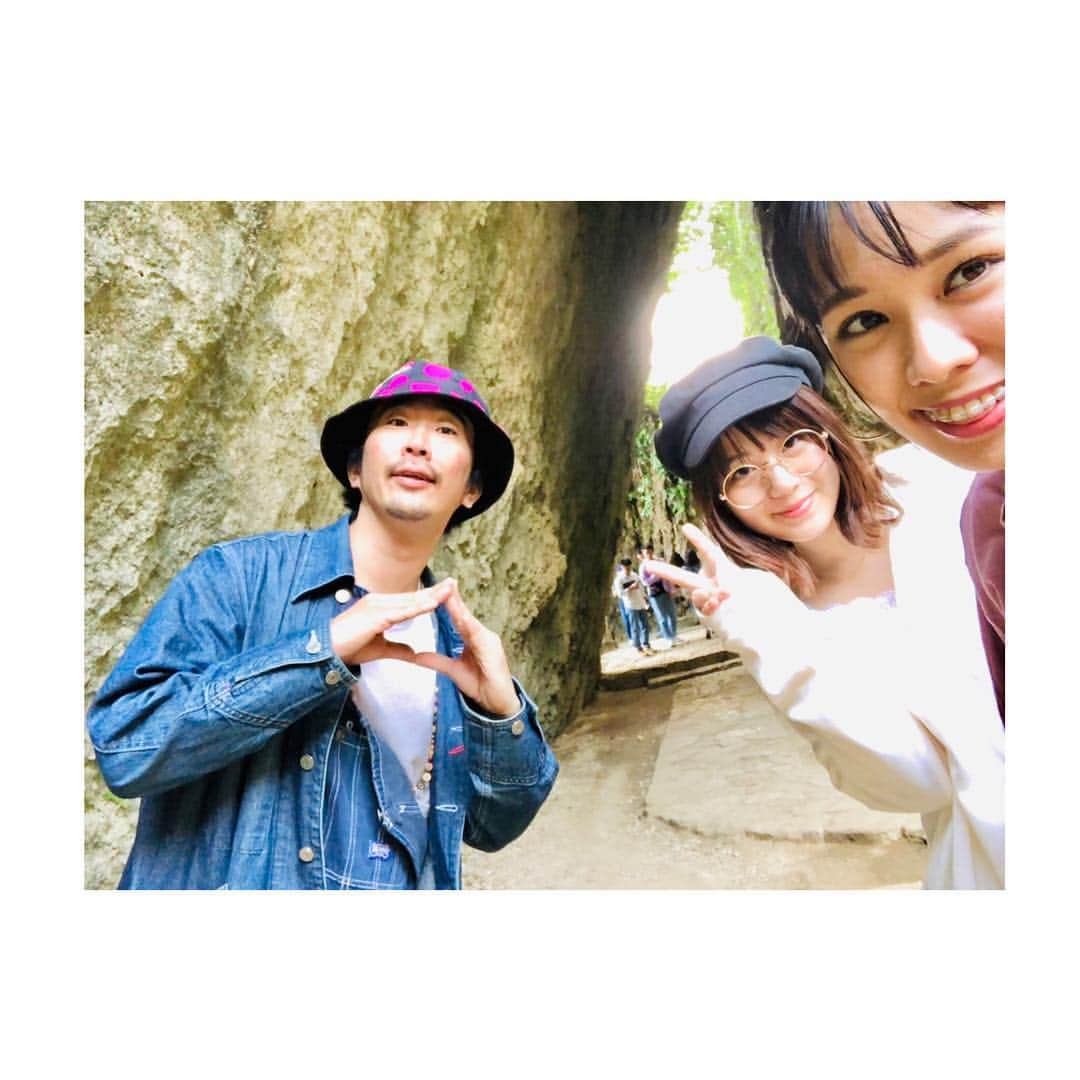 MAIKO さんのインスタグラム写真 - (MAIKO Instagram)「wacciのギター🎸 けいじさんとの思い出写真🤳✨ ・ ・ ・ #詳しくはブログ見て🤗 #wacci #お兄ちゃん感👨‍👧‍👧 #sevenoops」3月17日 13時25分 - maiko_oops