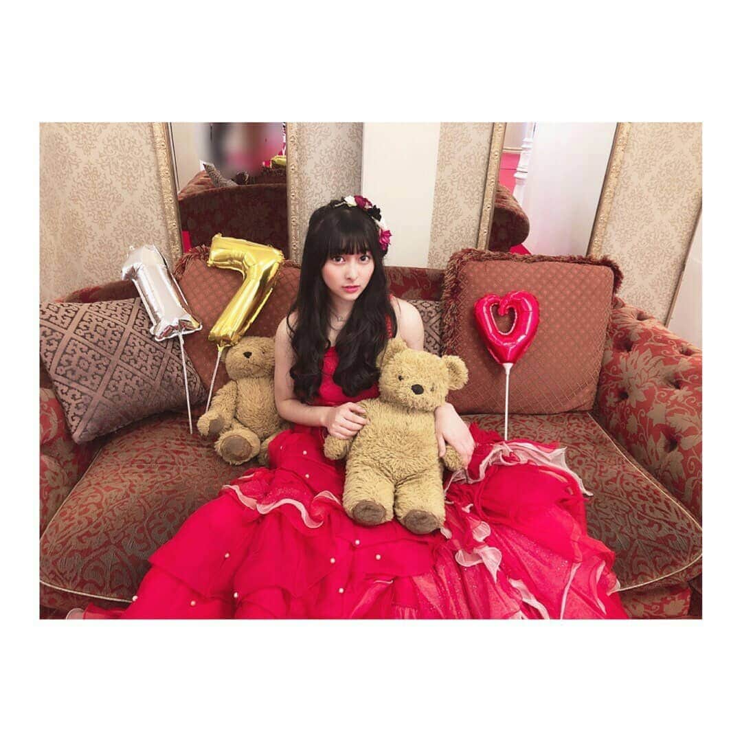 牧内莉亜さんのインスタグラム写真 - (牧内莉亜Instagram)「. ♡ . 17歳になりました☺︎ これからもよろしくお願いします❤︎ . . #17歳  #お誕生日 #birthdaygirl  #どこでしょう」3月17日 14時01分 - ria_makiuchi_official
