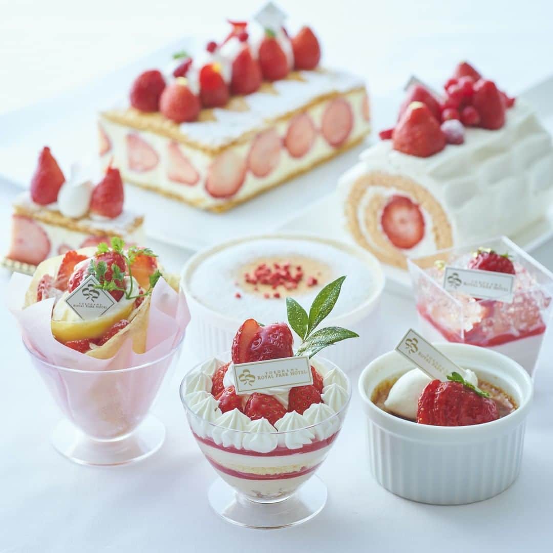 横浜ロイヤルパークホテルのインスタグラム：「「いちごフェア2019」第二弾の開催は3/31まで🍓  #横浜ロイヤルパークホテル #yokohamaroyalparkhotel #横浜 #yokohama #いちご #あまおう #strawberry #いちごスイーツ #いちごケーキ #スイーツ #ケーキ」