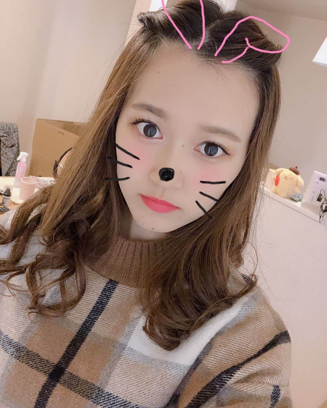 のインスタグラム：「＊ おじさんとの記念日です☺️💕 ご飯どっか食べいくらしい🙈🙈 #셀카#셀피#나#일상#여자#24살#94년생#일본인#패션#얼짱#셀스타그램#얼스타그램#인스타그램#맞팔은댓글#おじさん#記念日」