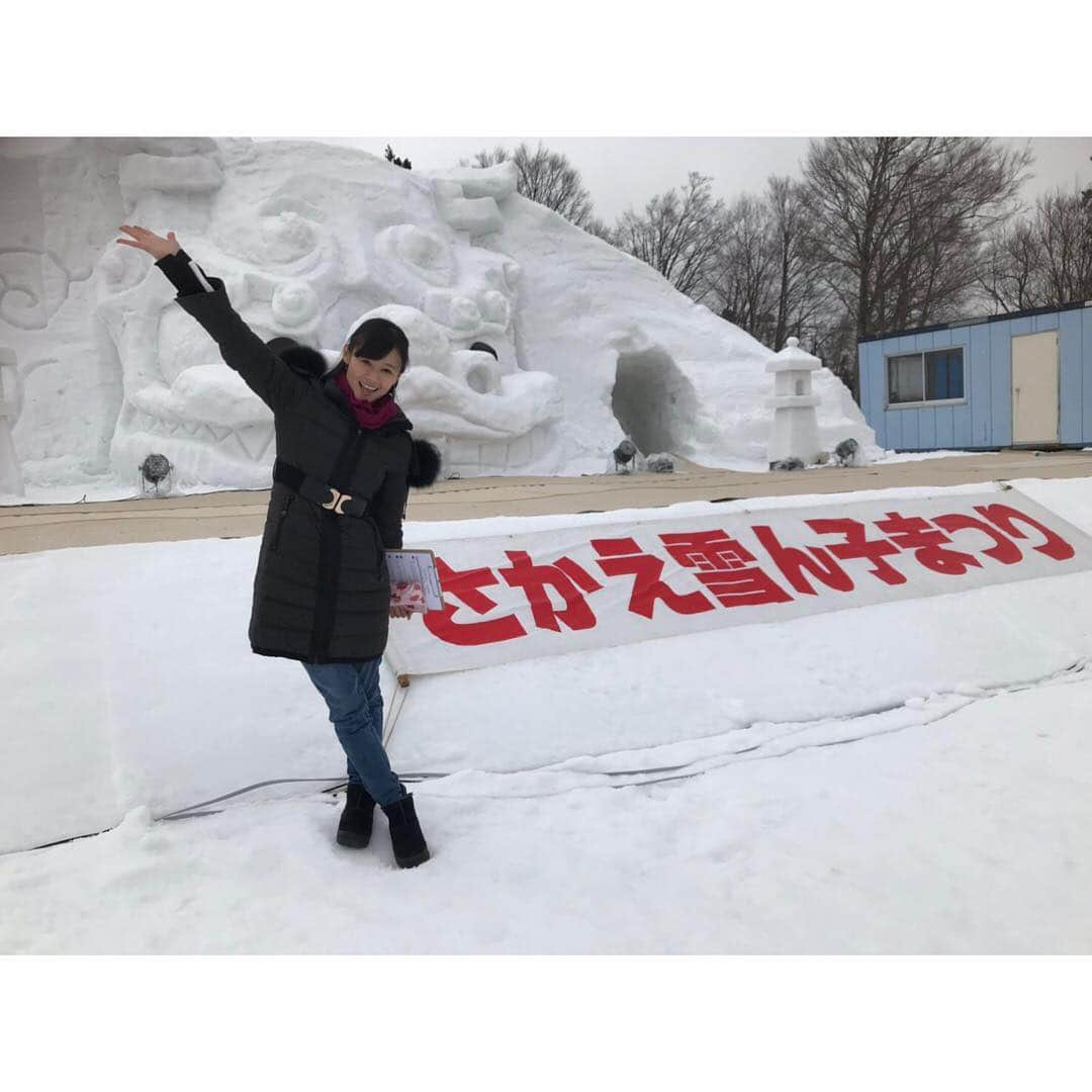 柳野玲子さんのインスタグラム写真 - (柳野玲子Instagram)「雪に囲まれながらのイベント☃️ さかえ雪ん子まつり(*´꒳`*) 約８メートルの雪像をバックにダンスや太鼓などのステージ披露、信州プロレスの雪上マッチ、豪華景品が当たる大抽選会、幻想的なタイマツ滑走、雪の上から打ち上がる花火… 盛りだくさんのイベントでした💓 楽しかった^ ^✨ #長野 #長野県 #栄村 #さかえ雪ん子まつり #雪像 #雪 #獅子 #信州プロレス #プロレス #グレート無茶 さん #久々の再会 #抽選会 #タイマツ滑走 #雪上花火 #打ち上げ花火 #冬の花火 #美しい #幻想的 #銀世界」3月17日 15時22分 - yanaginoreiko