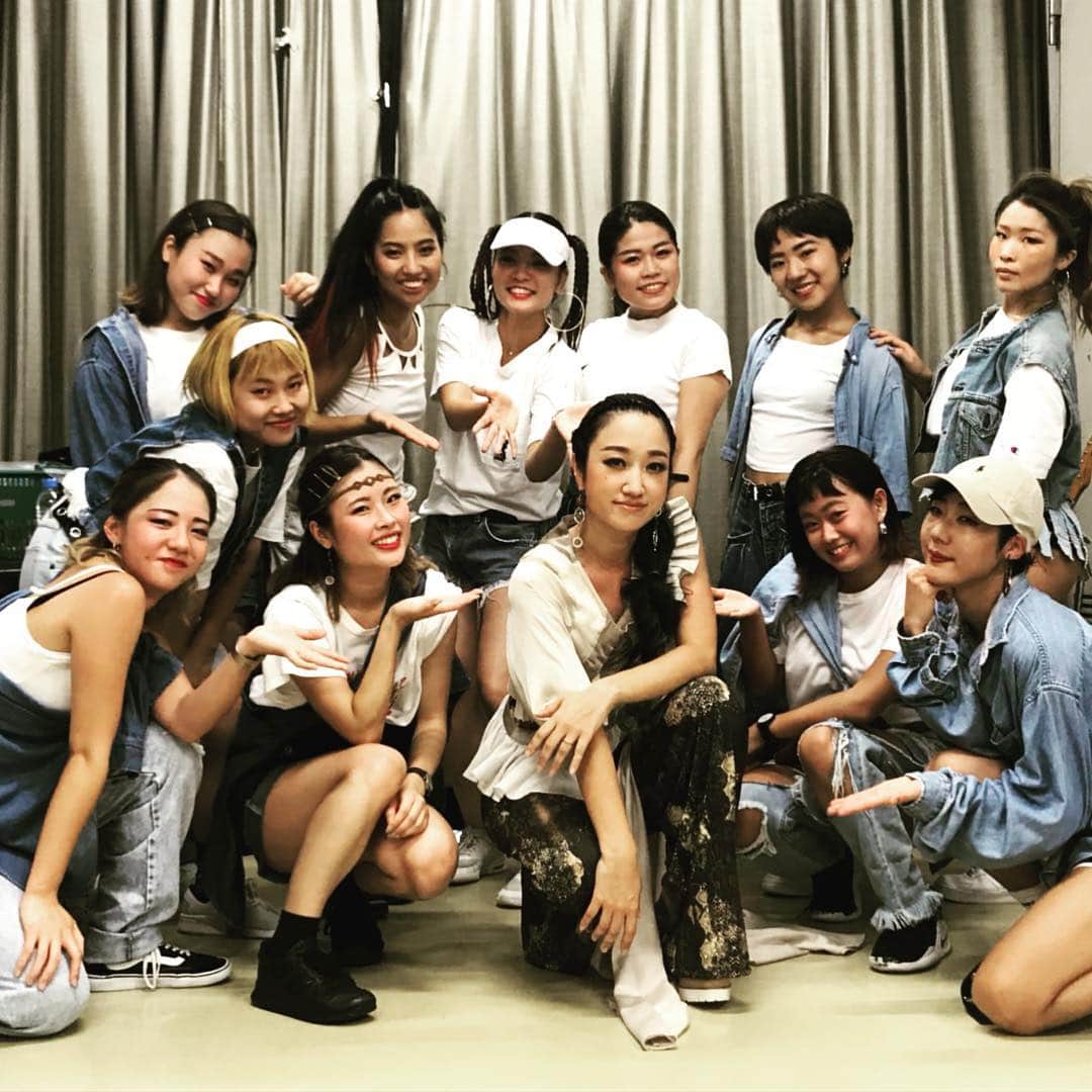 lecca_officialさんのインスタグラム写真 - (lecca_officialInstagram)「かなり前のもの、やっと更新。すいません。 #服部野音 #dancers #respect #pushim #rhymester」3月17日 16時19分 - lecca_official