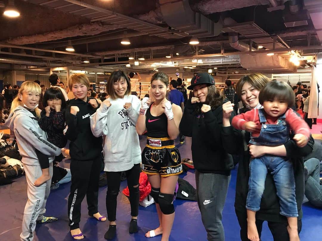 のインスタグラム：「AACC女子部 ディアーナ J-NETアマチュアキック参戦☝🏻 1-2 スピリットディシジョン..また一緒に強くなろう👍🏻 大会関係者の皆さま、ありがとうございました。  Team AACC female fighter’s !!!! #aacc #aaccmma #aaccfemalefighter #aacc女子部」