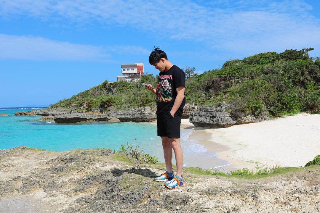 乙黒圭祐のインスタグラム：「🏖🌺 #沖縄#赤墓#赤墓ビーチ#okinawa #twice#dancethenightaway#dtna」