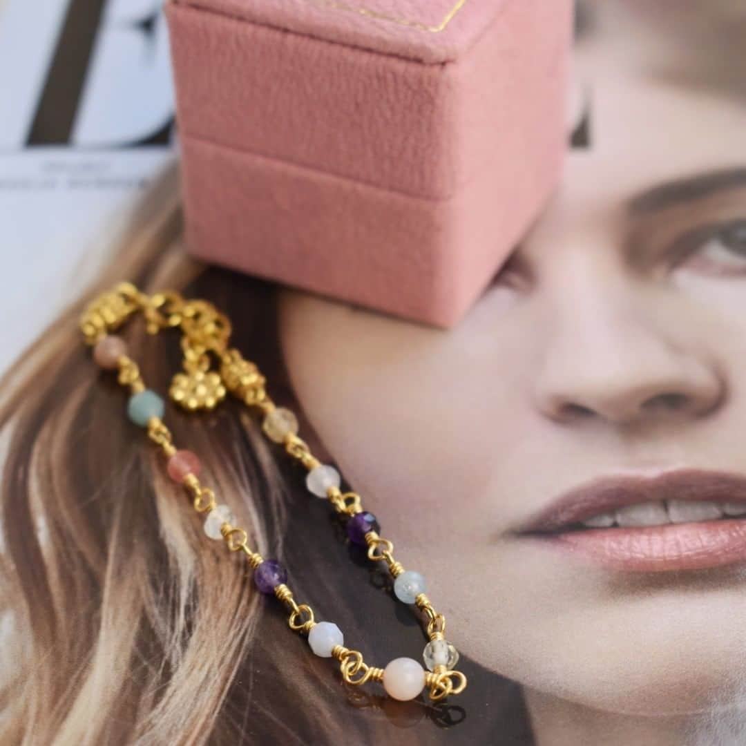 のインスタグラム：「A beautiful mix of pastel coloured gemstones. You will find the bracelet from our new SS19 collection online and in-stores🌱 #carrejewellery」
