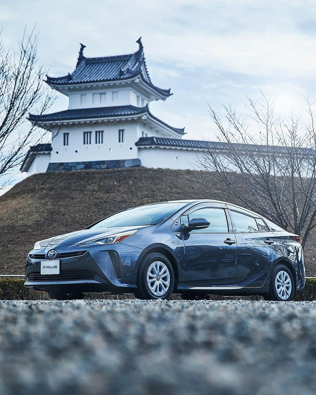 TOYOTAさんのインスタグラム写真 - (TOYOTAInstagram)「GRAND TOURING - Tochigi - . ※通常は車両の乗り入れはできません。特別な許可を得て撮影しています。 フォロワーの中から #トヨタグラム をつけて投稿されたトヨタ車をストーリーズでシェアしています📷✨ みなさんの写真をお待ちしております！ . . . #トヨタ #toyota #トヨタグラム #プリウス #prius #栃木 #tochigi #宇都宮 #宇都宮城址公園 #城 #車のある風景 #ドライブ #🚗」3月17日 18時00分 - toyota_jp