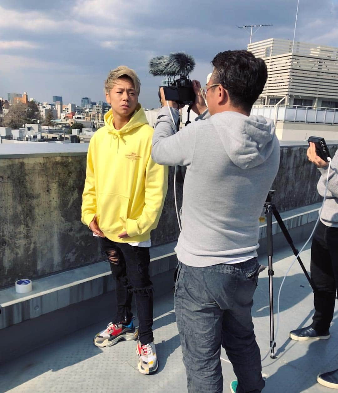 武尊さんのインスタグラム写真 - (武尊Instagram)「今日は格闘代理戦争の収録でした🎥 今回は団体戦。 お楽しみに！！」3月17日 18時50分 - k1takeru