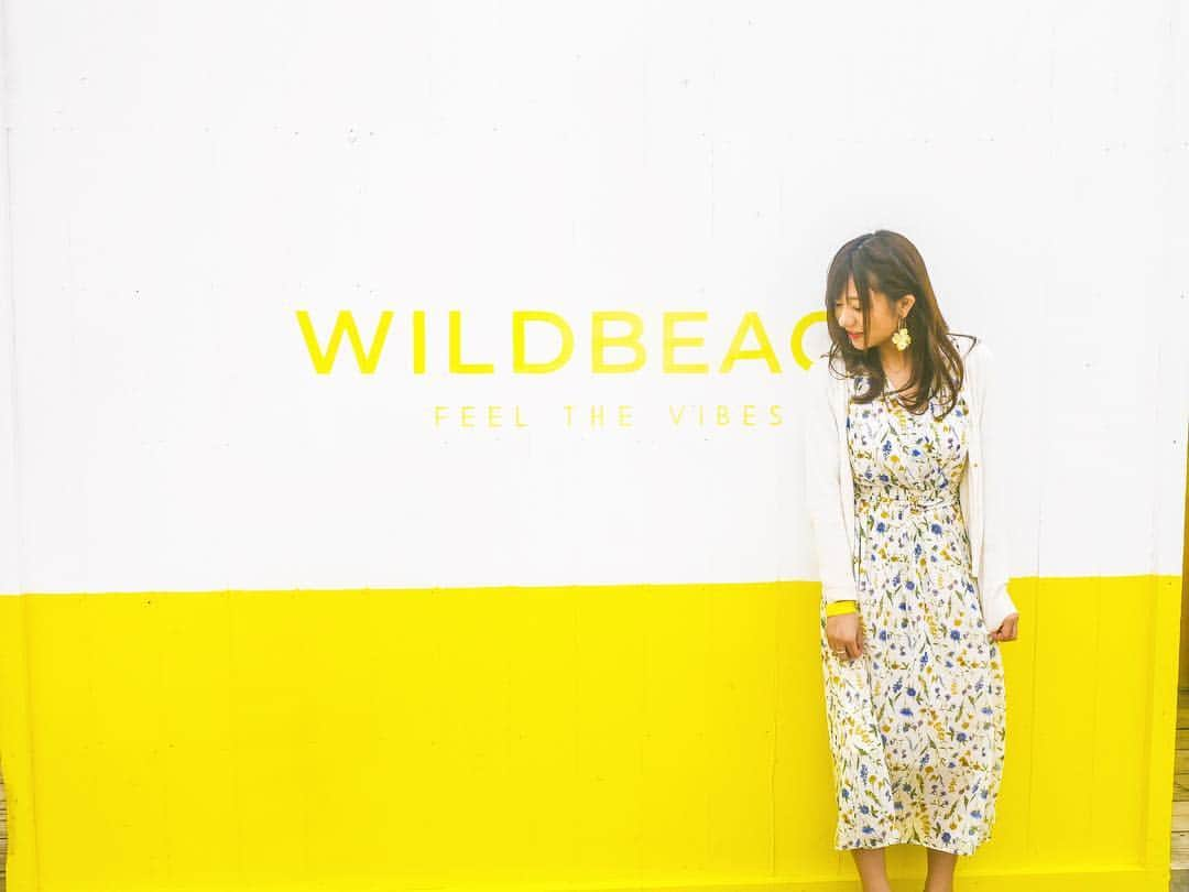 藤崎里菜さんのインスタグラム写真 - (藤崎里菜Instagram)「新宿ルミネエストの屋上にある「WILD BEACH」のリューアルオープン前の特別内覧会にご招待していただきました！  フードは全部見た目は可愛くて味は美味しくて最高だったよ♡  #wildbeach #wildbeach新宿  #wildbeachshinjyuku  #新宿 #shinjuku  #ルミネエスト #lumineest  #リューアルオープン #イエローカラー #yellow #yellowbeach #イエロービーチ #happyyellowbeach #バーベキュー #BBQ #パフェ #インスタ映え」3月17日 18時53分 - rina_fujisaki