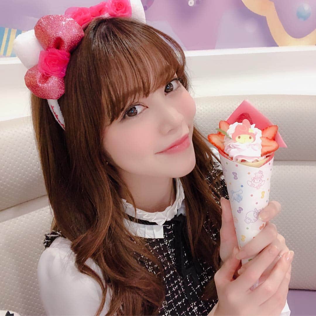 のインスタグラム：「． ． 甘いもの大好き💕 ． マイメロちゃんの クレープ美味しかった🍹 ． ．」