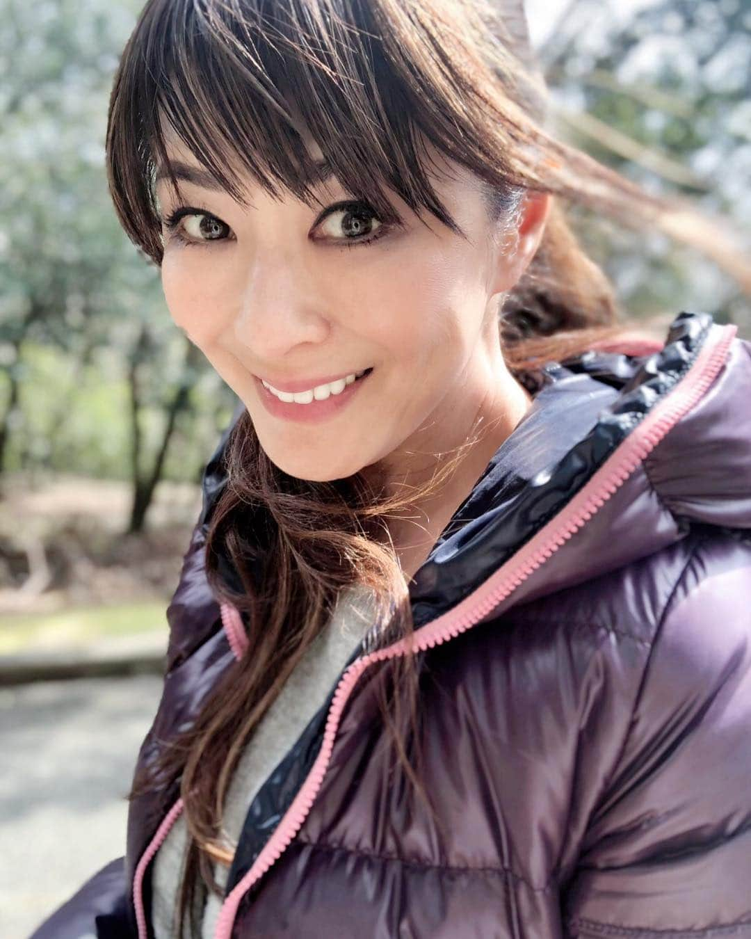 山田佳子さんのインスタグラム写真 - (山田佳子Instagram)「雨が降ったり、晴れたり、変なお天気☀️☔️﻿ 風が冷たくて、寒いけど、お散歩は気持ちいい！﻿ ﻿ #森林公園﻿ #空気がつめたい けど﻿ #澄んだ空気﻿ #気持ちがいい﻿ #嫌なこと  #忘れよう #週末﻿ #のんびり ﻿ #rerax﻿ #yoshiko﻿ ﻿」3月17日 19時01分 - yoshiko117