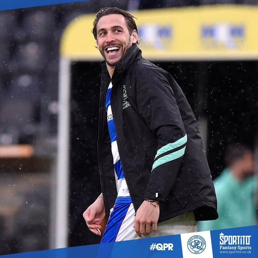 クイーンズ・パーク・レンジャーズFCさんのインスタグラム写真 - (クイーンズ・パーク・レンジャーズFCInstagram)「😀 Good to be back, Geoff? #QPR #HULQPR」3月17日 19時11分 - officialqpr