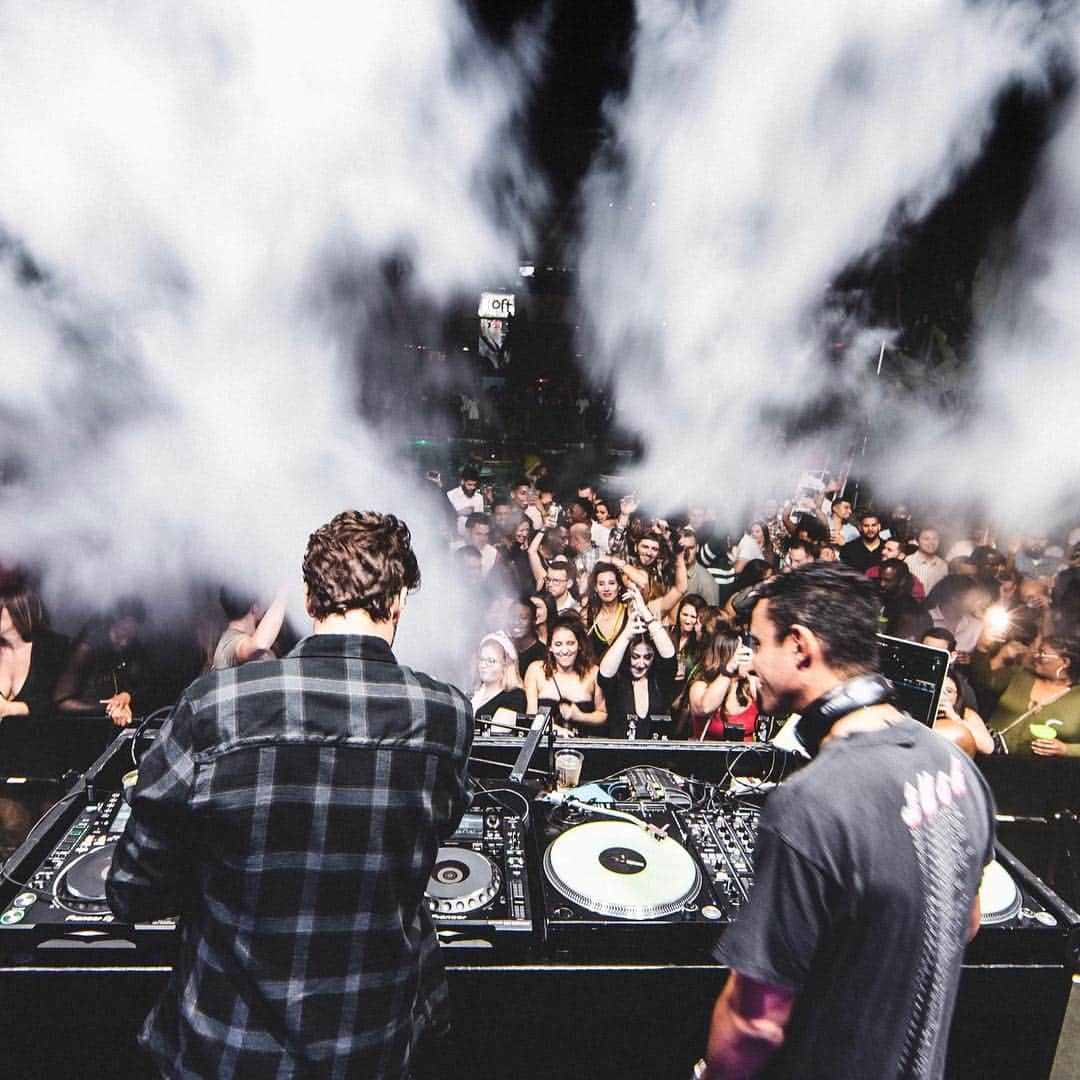 ブロディ・ジェンナーさんのインスタグラム写真 - (ブロディ・ジェンナーInstagram)「Feels good to be back with my brother @devinlucien at @poolafterdark. 📸 @johnhildebrandsicky」3月17日 19時23分 - brodyjenner