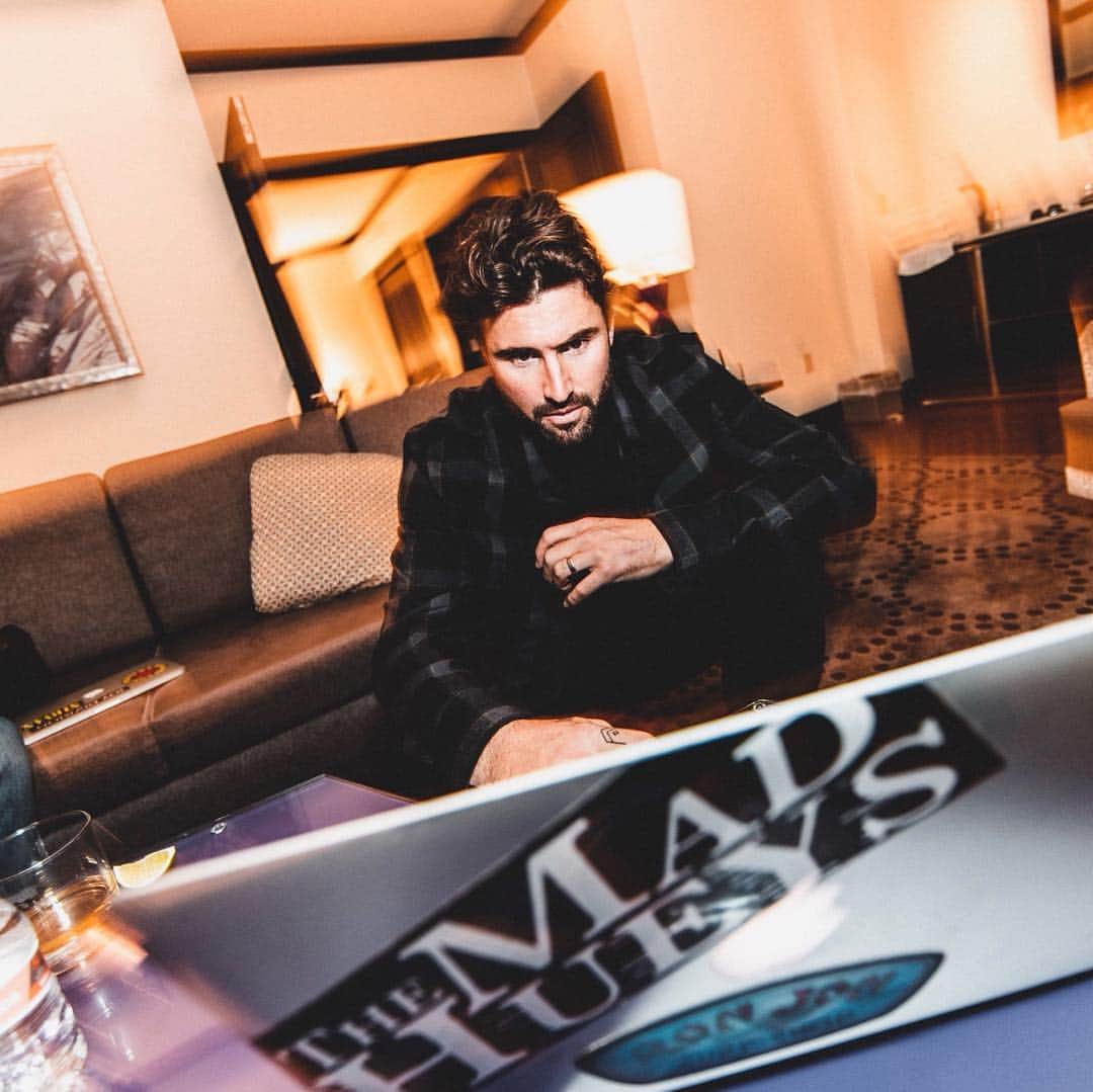 ブロディ・ジェンナーのインスタグラム：「Feels good to be back with my brother @devinlucien at @poolafterdark. 📸 @johnhildebrandsicky」