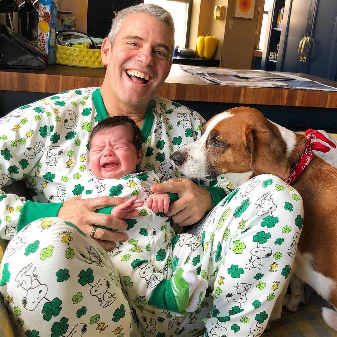 E! Onlineさんのインスタグラム写真 - (E! OnlineInstagram)「Andy Cohen is one lucky dad. 💚(📷: @bravoandy)」3月18日 6時31分 - enews