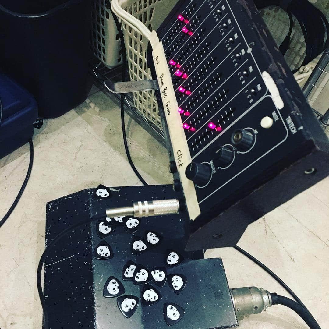 人間椅子のインスタグラム