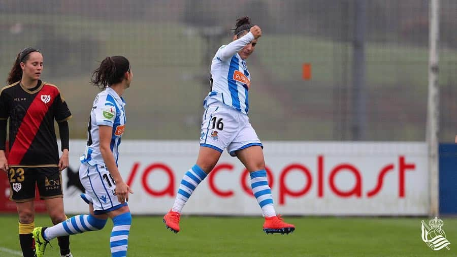 レアル・ソシエダさんのインスタグラム写真 - (レアル・ソシエダInstagram)「#RealSociedad 2-0 @rayofemenino AURRERA NESKAK!!! 🔵⚪️🔵」3月17日 21時50分 - realsociedad