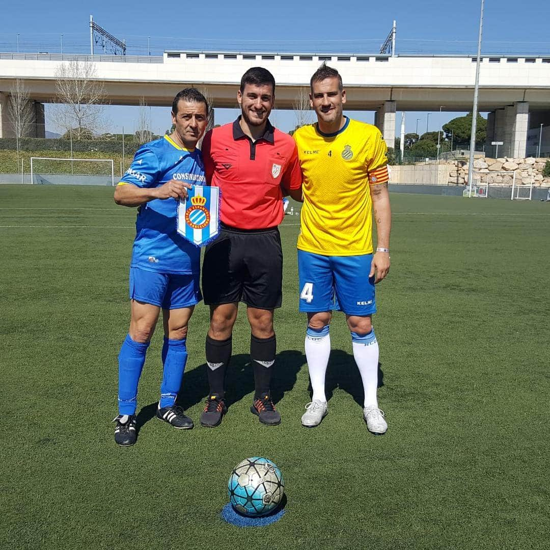 アルベルト・ロポさんのインスタグラム写真 - (アルベルト・ロポInstagram)「Bonita mañana en Cambrils con el @rcdespanyol de veteranos 💪🏻💪🏻⚽️⚽️⚽️」3月17日 22時06分 - albertolopo