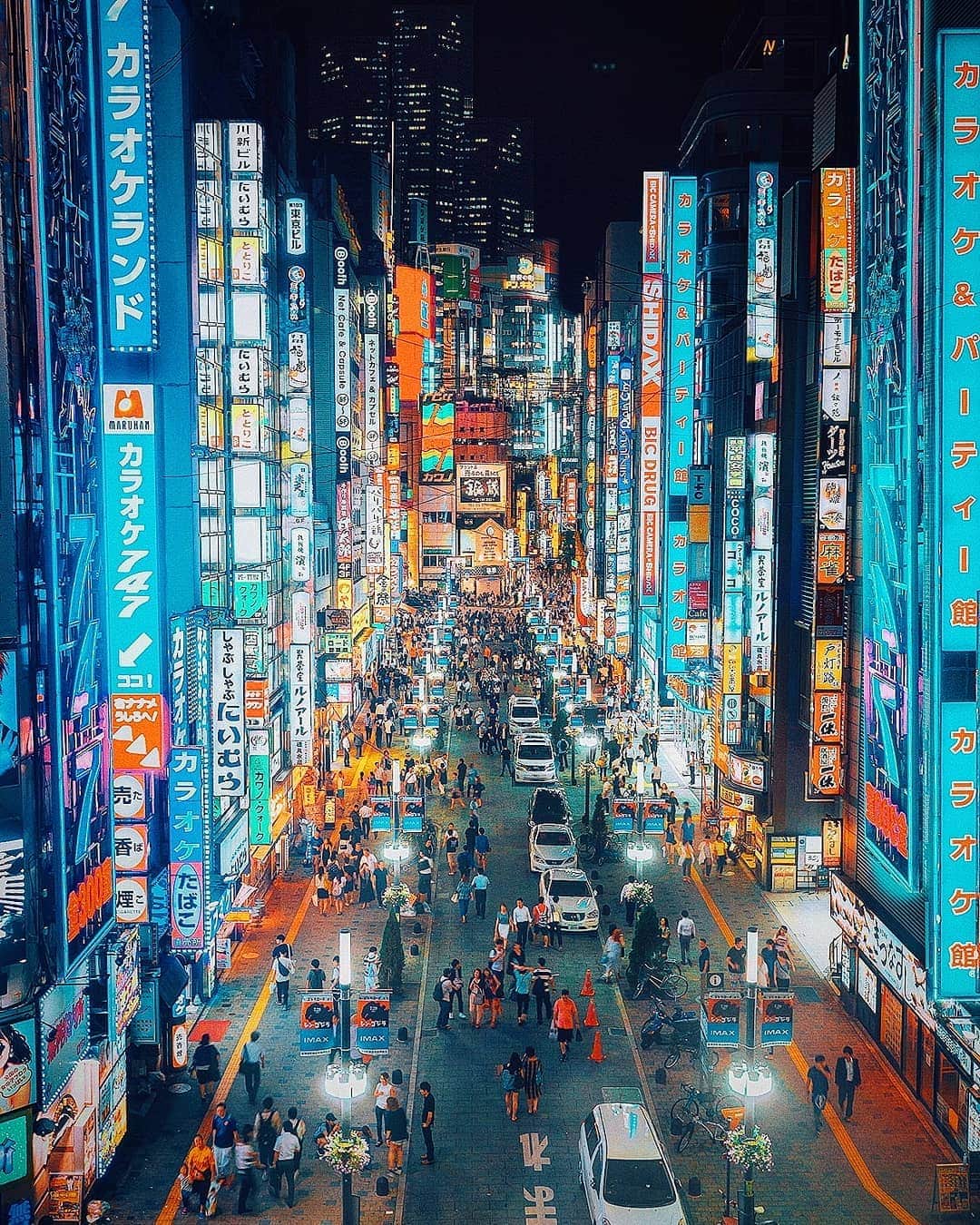 Berlin Tokyoさんのインスタグラム写真 - (Berlin TokyoInstagram)「🌃 Nightlife in Shinjuku. . . . 📍 Shinjuku, #tokyo , #japan」3月17日 22時22分 - tokio_kid