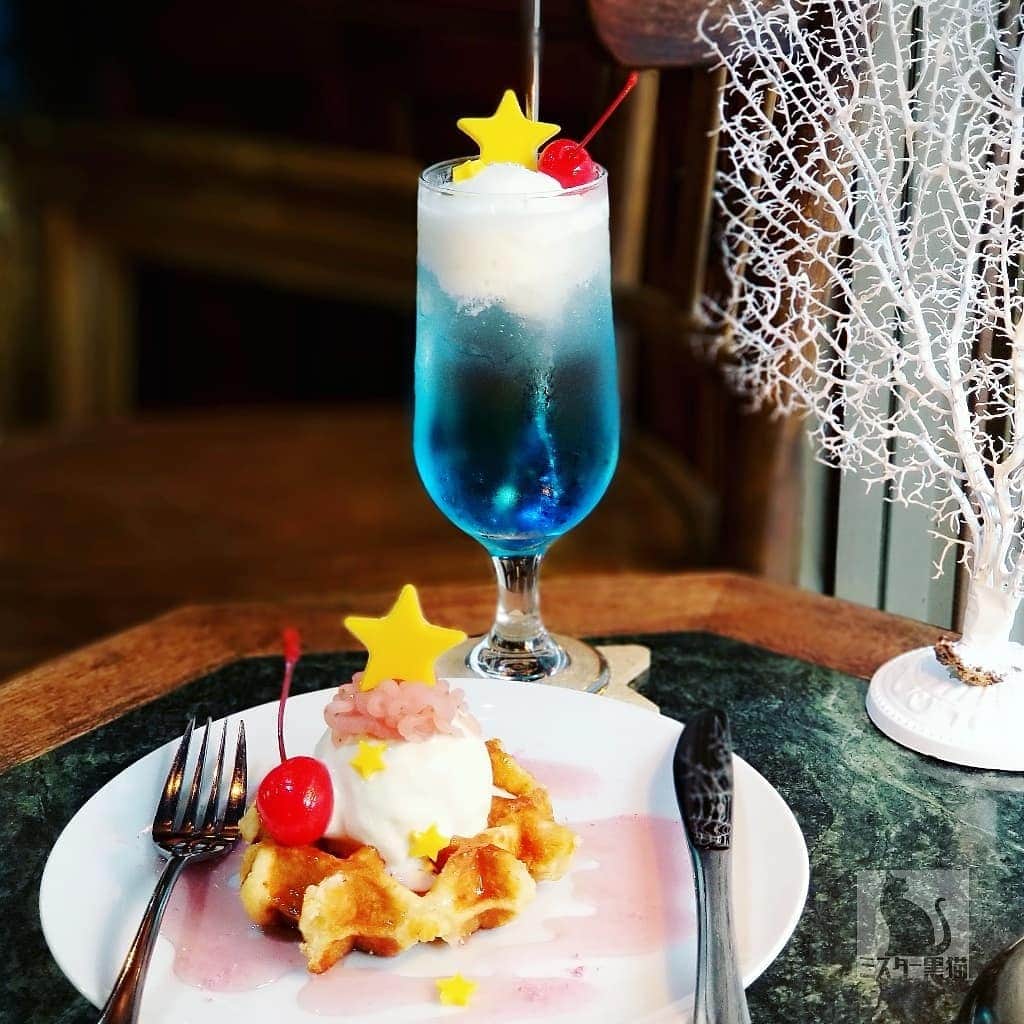 ミスター黒猫（黒猫仙人）のグルメインスタ