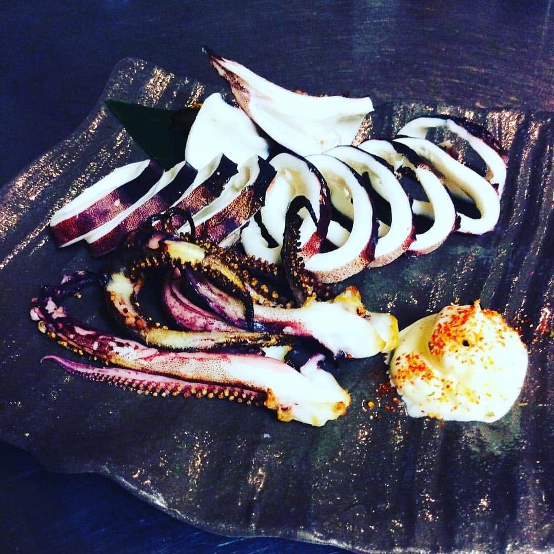 のインスタグラム：「毎度おおきに〜〜🔥知床漁場枚方店です🍺本日もたくさんのご来店ありがとうございました😊 #北海道#知床#居酒屋#枚方#歓送迎会#宴会コース#飲み放題#ビール#日本酒#焼酎＃鮮魚#イカ#イクラ」
