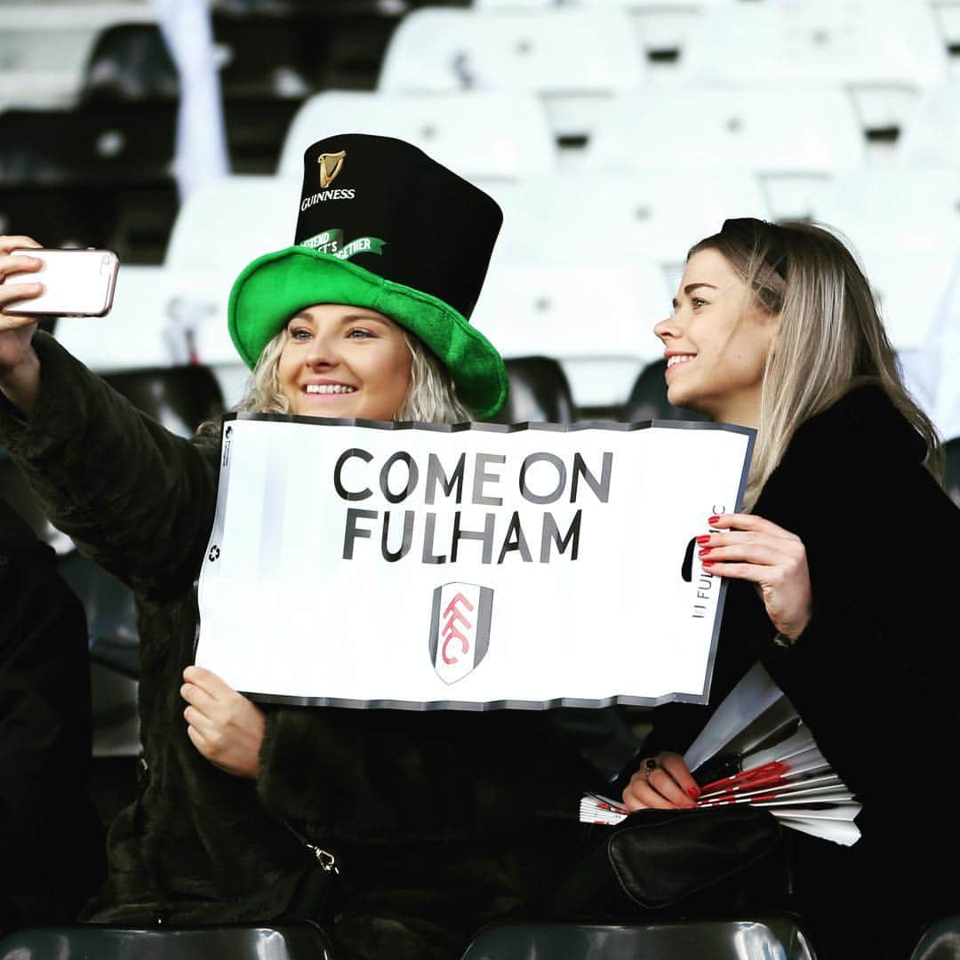 フラムFCさんのインスタグラム写真 - (フラムFCInstagram)「Happy #StPatricksDay⁠ ⁠to all of you celebrating! 🇮🇪🍀」3月17日 22時48分 - fulhamfc