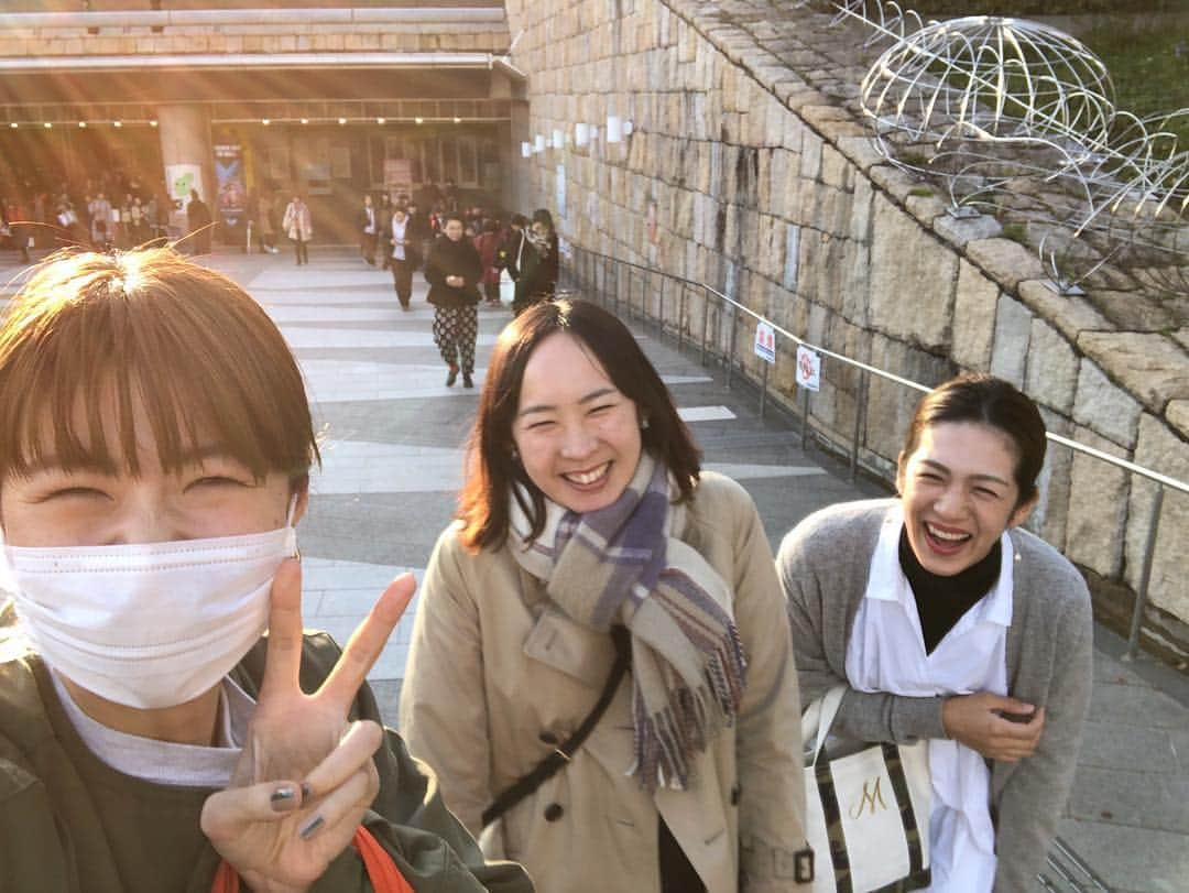 木村沙織さんのインスタグラム写真 - (木村沙織Instagram)「. 男子アローズ勝ったー☺️🙌🏼 . . #東レアローズ」3月17日 23時30分 - saoriiiii819