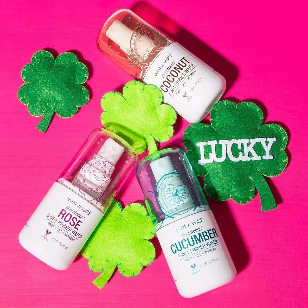 wet'n wild beautyさんのインスタグラム写真 - (wet'n wild beautyInstagram)「We're feeling LUCKY today with our Photo Focus 3-in-1 Primer Water Sprays! Grab these at wetnwildbeauty.com and retailers near you for the ultimate pot of gold! ☘️⠀⠀⠀⠀⠀⠀⠀⠀⠀ ⠀⠀⠀⠀⠀⠀⠀⠀⠀ #wetnwildbeauty #crueltyfree #makeup #beauty」3月18日 0時02分 - wetnwildbeauty