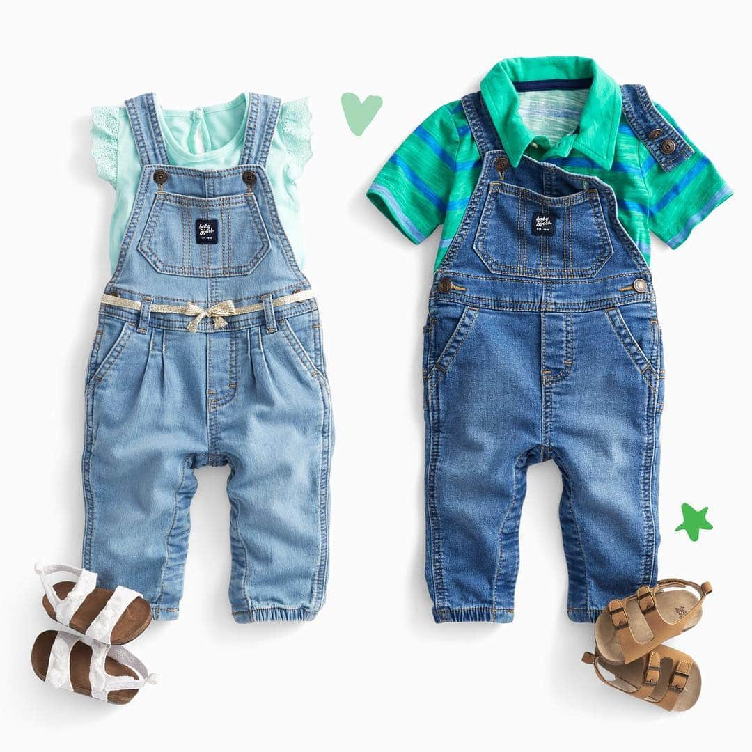 オシュコシュさんのインスタグラム写真 - (オシュコシュInstagram)「Our fave #stpatricksday looks in a #pinch! ☘️#kissmeimirish #babybgosh #overalls #oshkoshkids」3月18日 0時06分 - oshkoshkids