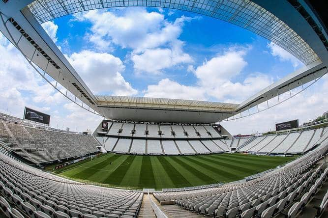 コリンチャンスさんのインスタグラム写真 - (コリンチャンスInstagram)「@ArenaCorinthians pronta! Logo mais, o Timão recebe o Oeste em jogo válido pelo Paulistão . 📷: Bruno Teixeira . #SCCPxOES #VaiCorinthians #RespeitaAsMinas #Corinthianismo #FielAtéoFim #MeuBMG #NãoÉSóPatrocínio #TimeDoPovo #Corinthians #Timão #CorinthiansTV #FielTorcedor #AFielÉFoda #TodosPorUm #NikeFutebol #Joli #EstrellaGalicia #UniversidadeBrasilOficial #ÉPositivo #CorinthiansÉPositivo #LoucoPotyCorinthians⠀」3月18日 1時00分 - corinthians