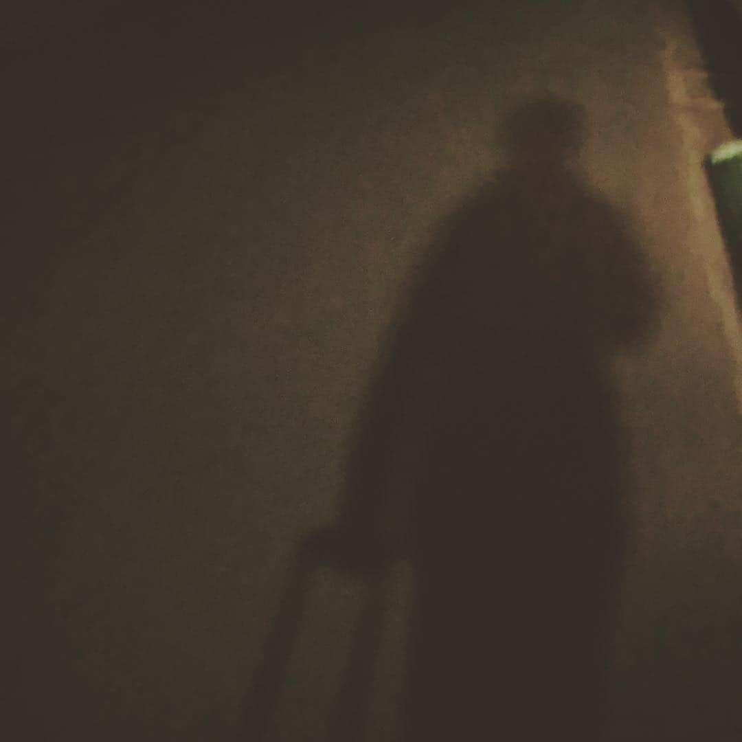 神宮司治さんのインスタグラム写真 - (神宮司治Instagram)「外は寒かった〜！ #神宮司治 #ドラム #歩いて帰る #寒い」3月18日 1時02分 - ojro_men