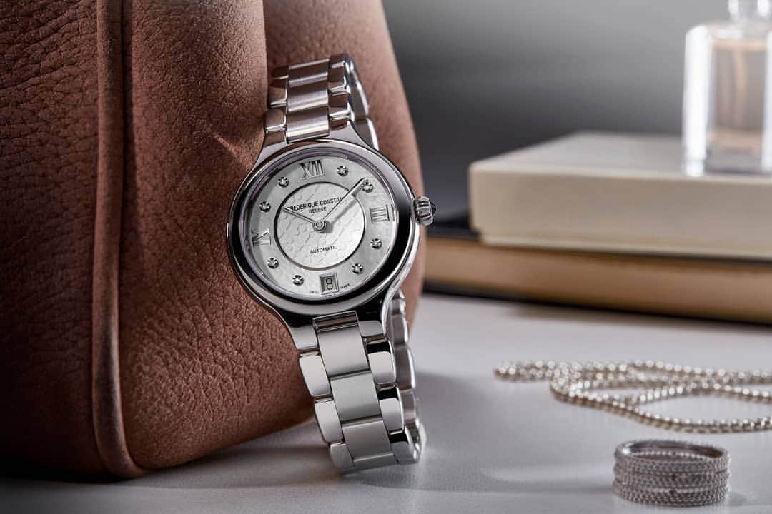 フレデリックコンスタントさんのインスタグラム写真 - (フレデリックコンスタントInstagram)「#FrederiqueConstant is known for its classical and refined timepieces of exceptional value. Clean lines and a classic appearance are the hallmarks of this #ClassicsDelight and all the other timepieces in this collection !  This stunning watch could be yours now by clicking on the link in bio from Switzerland, France and Germany or contact your local retailer for more information about it !」3月18日 1時17分 - frederiqueconstant