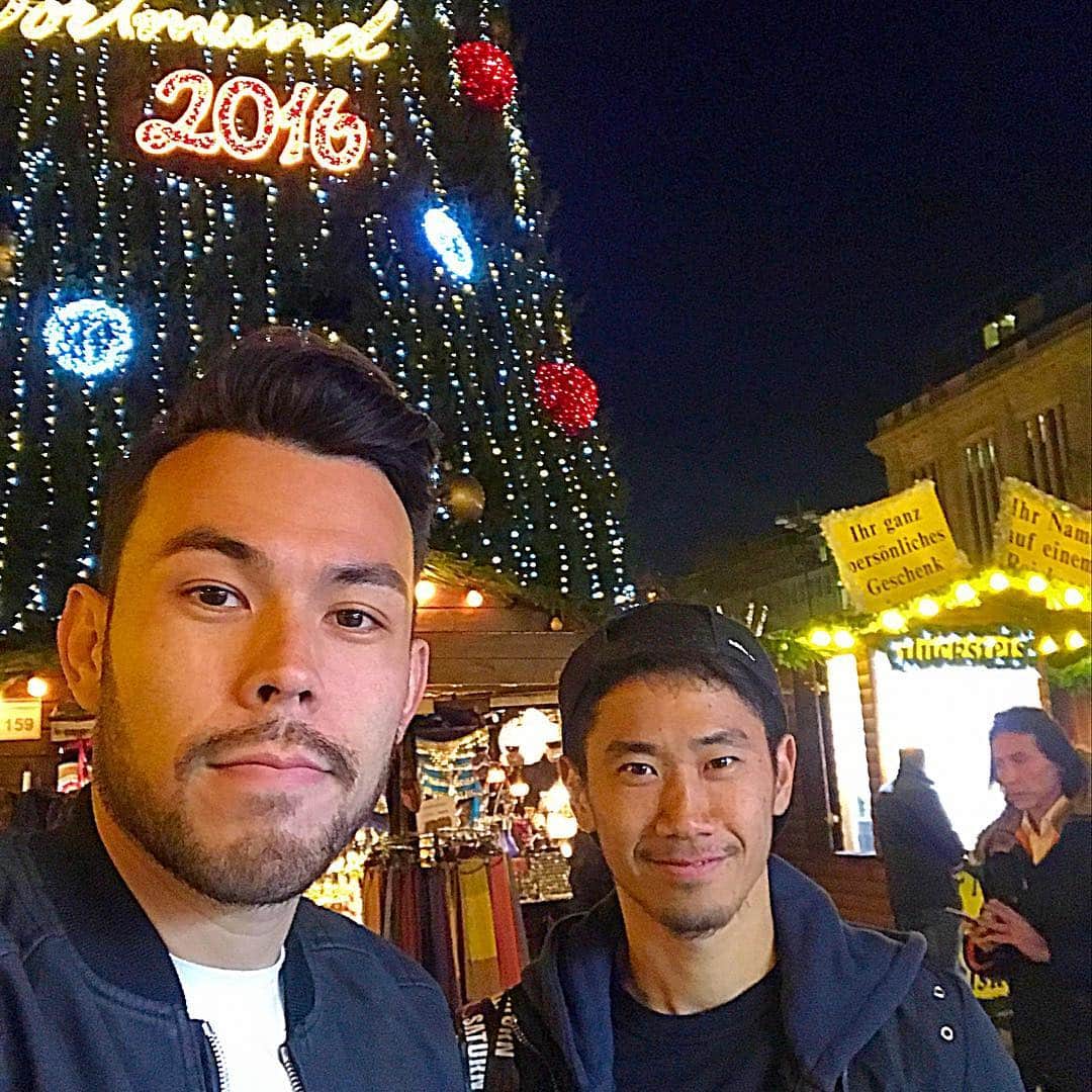 のインスタグラム：「Happy birthday bro @sk23.10 , wish you all the best. Keep killing it in Turkey. Best player!! #kagawa #shinji #sk23 #besiktas #turkey #best」